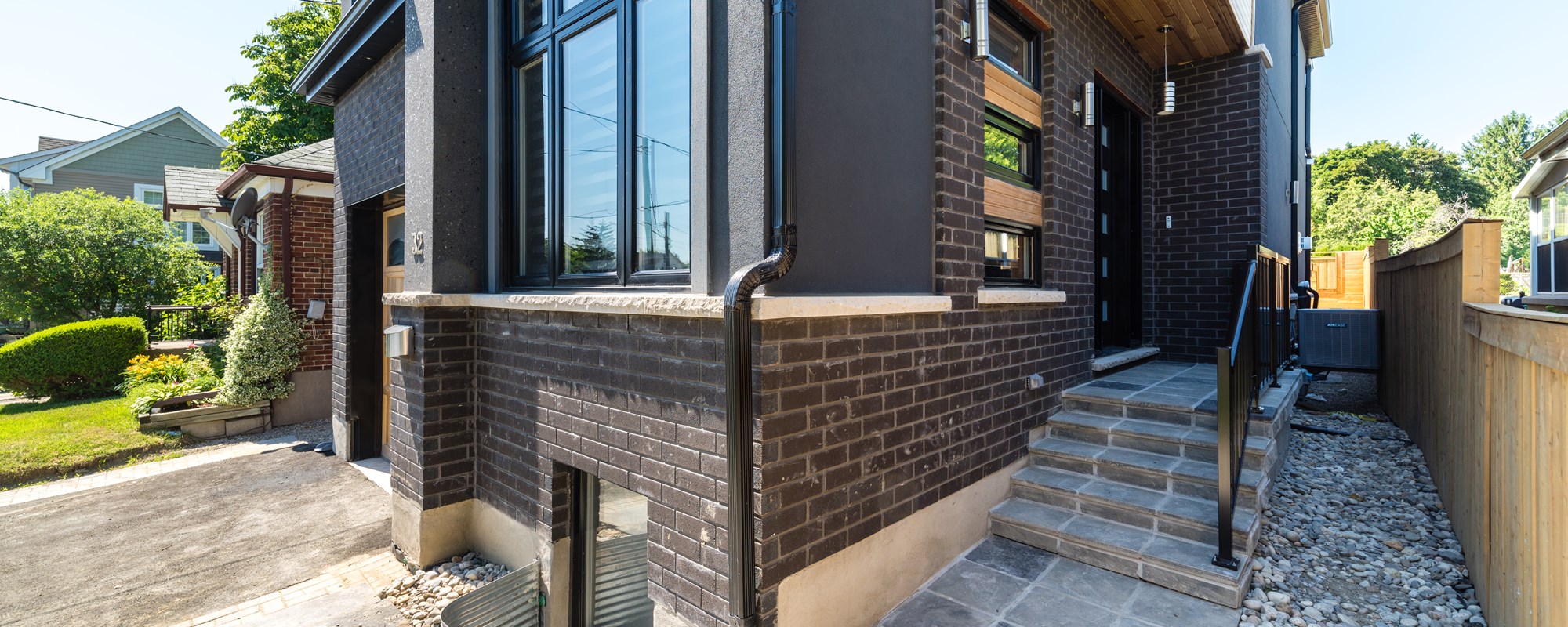 Side entrance, providing privacy on access.